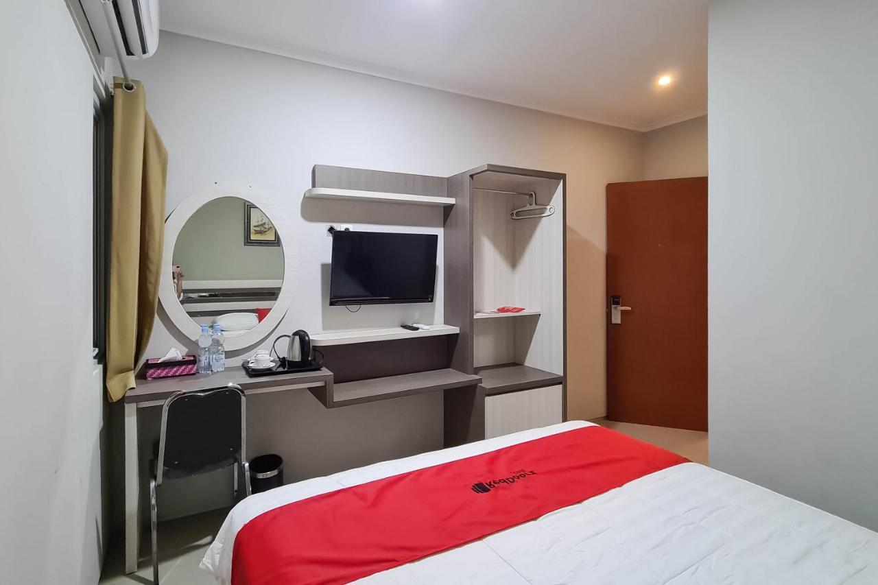Gaia Asri Hotel Pamanukan Hilir Экстерьер фото
