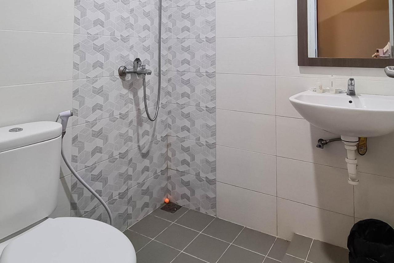 Gaia Asri Hotel Pamanukan Hilir Экстерьер фото