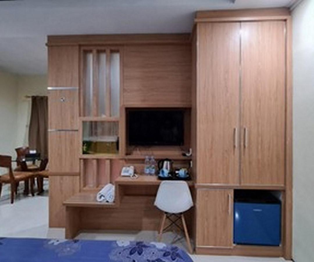 Gaia Asri Hotel Pamanukan Hilir Экстерьер фото