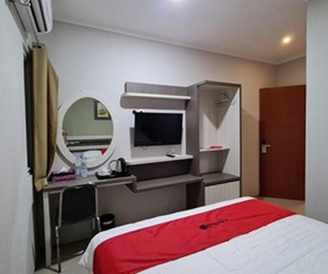 Gaia Asri Hotel Pamanukan Hilir Экстерьер фото