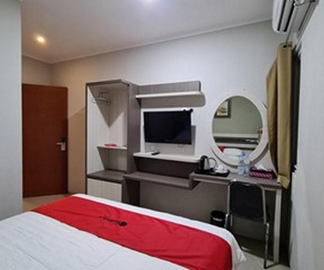 Gaia Asri Hotel Pamanukan Hilir Экстерьер фото