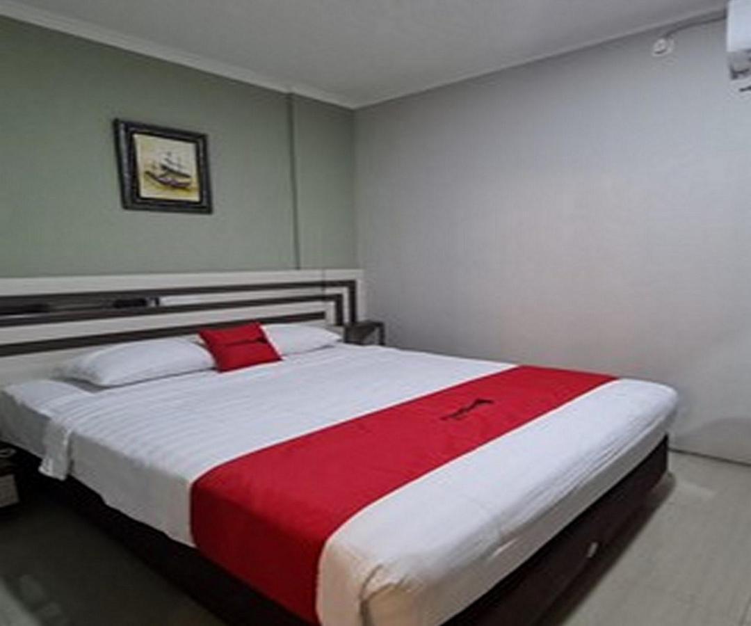 Gaia Asri Hotel Pamanukan Hilir Экстерьер фото