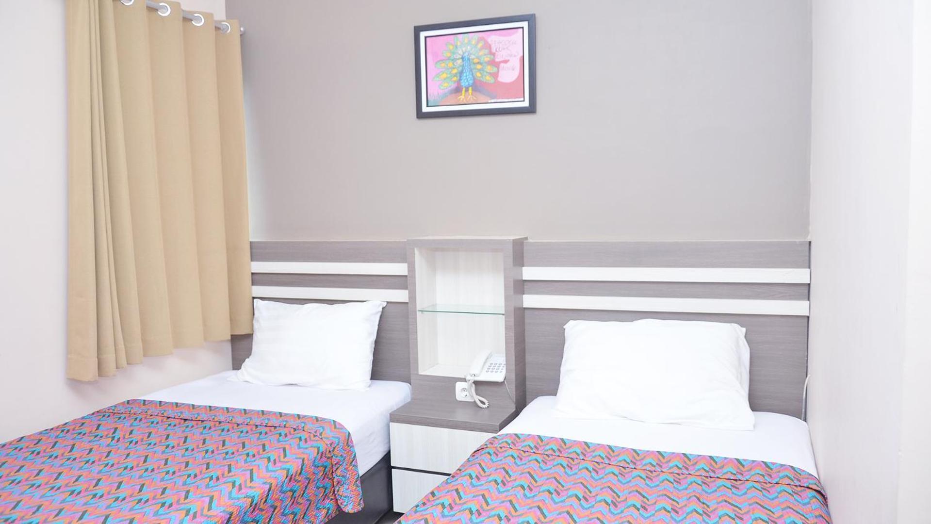 Gaia Asri Hotel Pamanukan Hilir Номер фото
